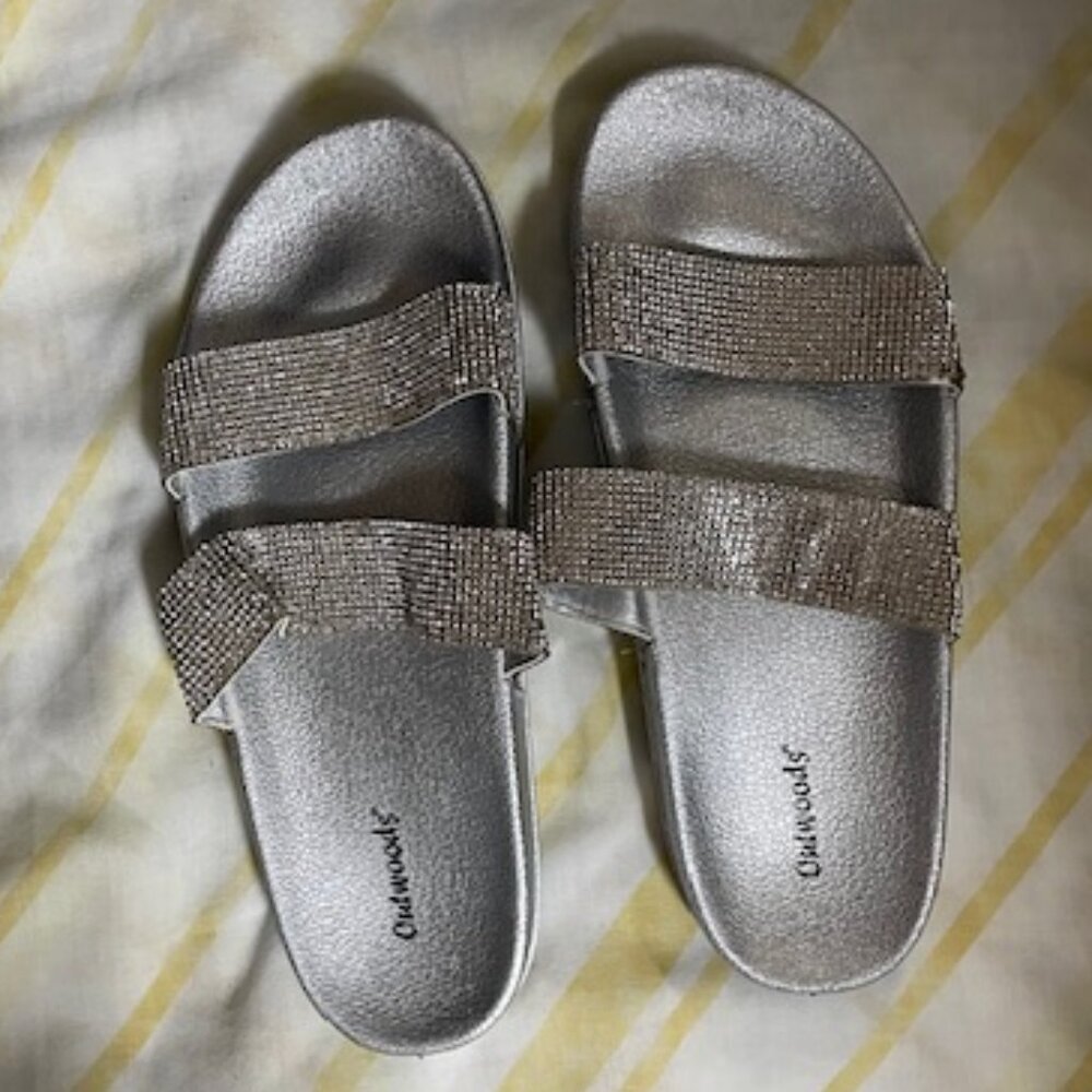 Outwoods Rhinestone Crystal Slide – Size 8